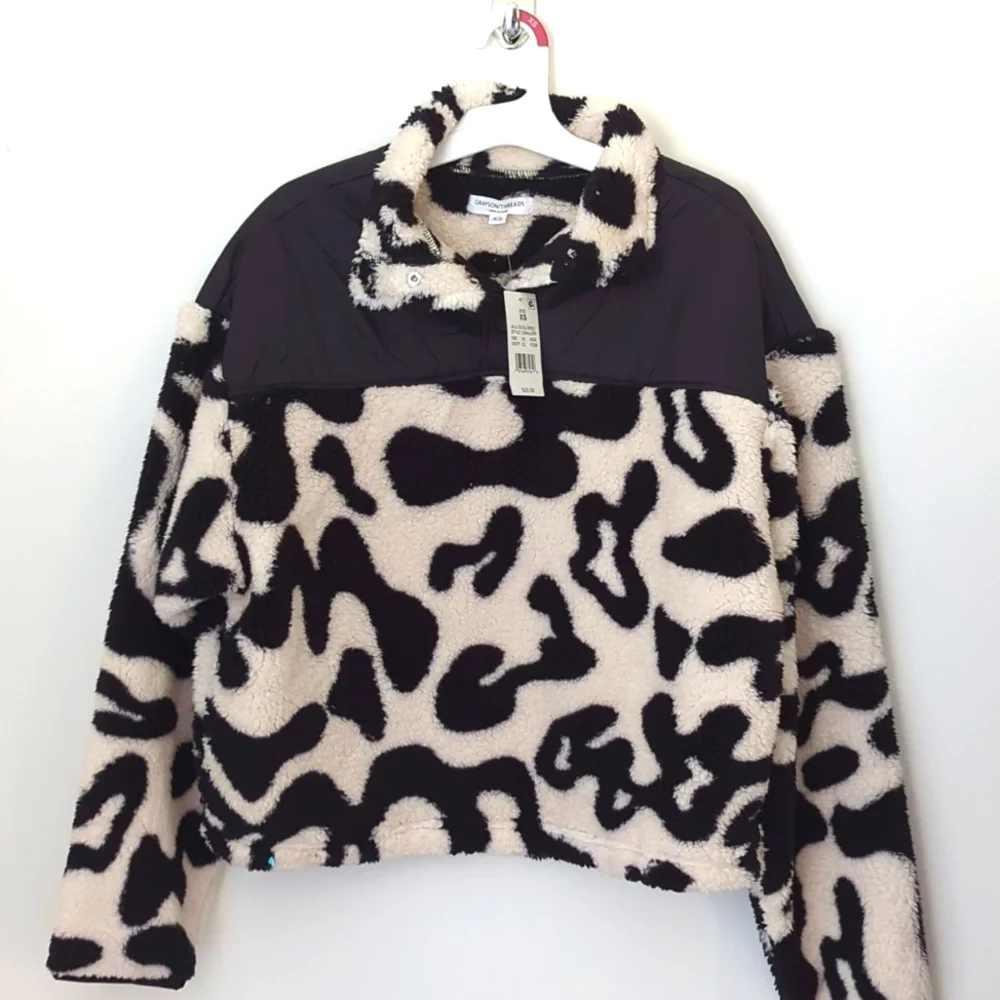 NWT Grayson Threads Cozy Faux Fur Pullover Sherpa Top Jr. Size XS - Picture 2 of 7